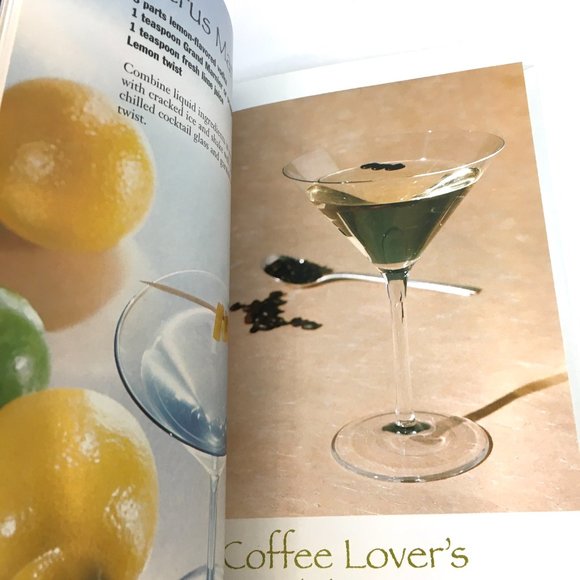 The Martini Collection of Classic & Exotic Martini Recipes - Picture 10 of 15